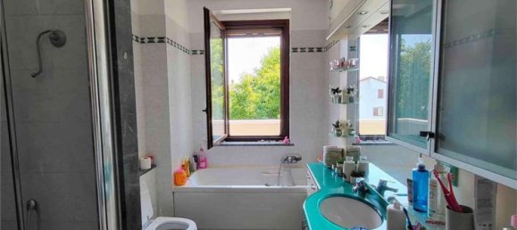 Apartamento de 3 habitaciónes en Caselle Lurani, Italy No. 5256 7