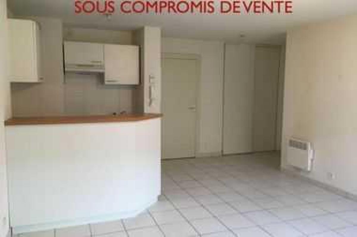 Condominio de 2 dormitorios en Albi, France No. 35242