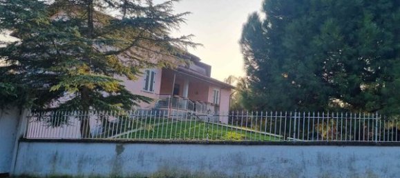 9-Zimmer Villa in San Damiano al Colle, Italy, Nr. 66943 17