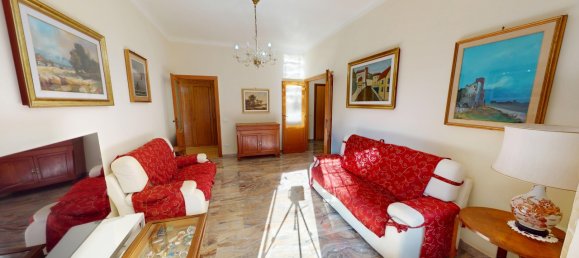 Apartamento de 4 habitaciónes en Rome, Italy No. 2079 5