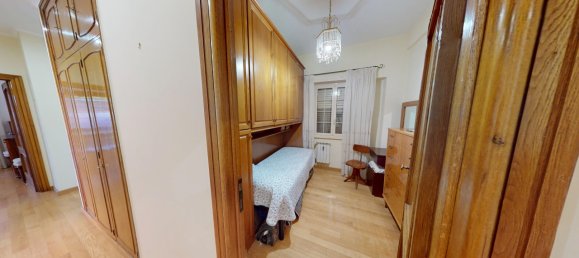 Apartamento de 4 habitaciónes en Rome, Italy No. 2079 9