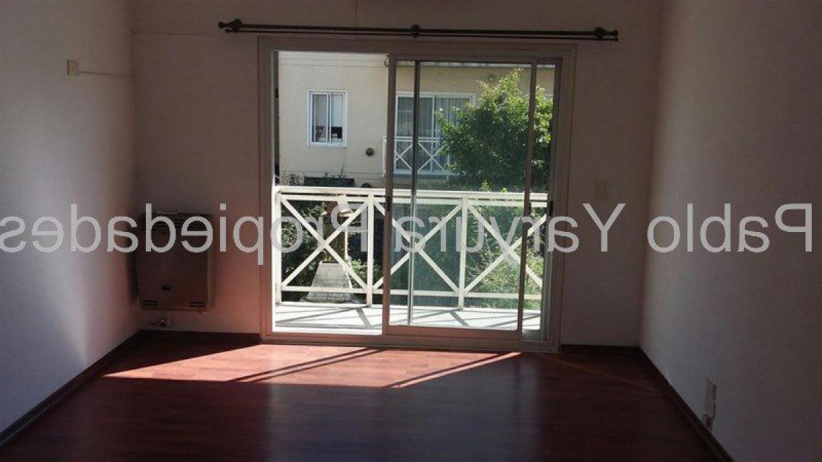 Studio in Buenos Aires, Argentina No. 102602