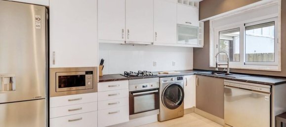 2 bedrooms Apartment in Lisbon, Portugal No. 127878 6