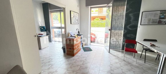 3 rooms Office in Ancona, Italy No. 301234 3