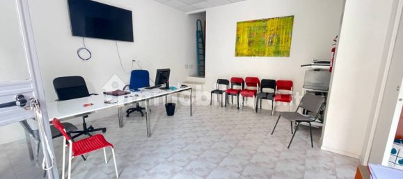 3 rooms Office in Ancona, Italy No. 301234 5