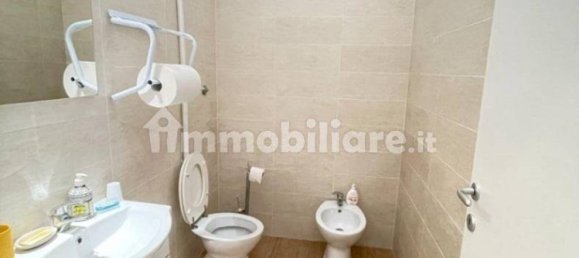 3 rooms Office in Ancona, Italy No. 301234 7