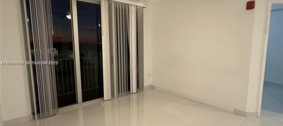 2 Schlafzimmer Gewerbliche Immobilien in Miami, USA, Nr. 614754 8