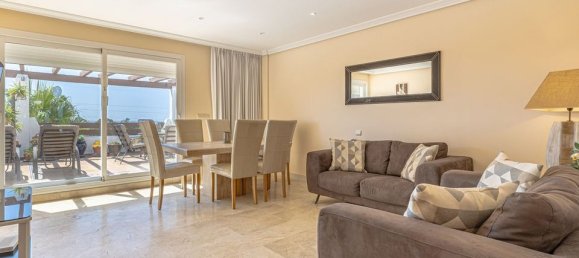 2 bedrooms Penthouse in Estepona, Spain No. 189582 3