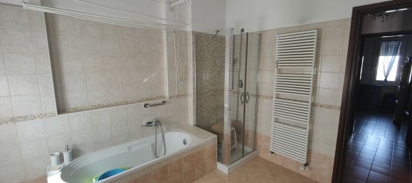 Ático de 5 habitaciónes en Alessandria, Italy No. 30905 16