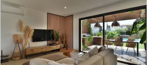 3 bedrooms Villa in Narbonne, France No. 297779 12