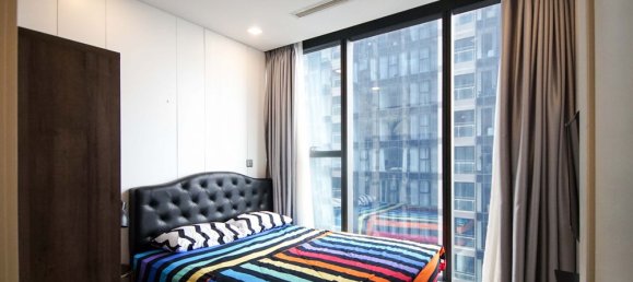 2 rooms Office in District 1, Vietnam No. 18021 19