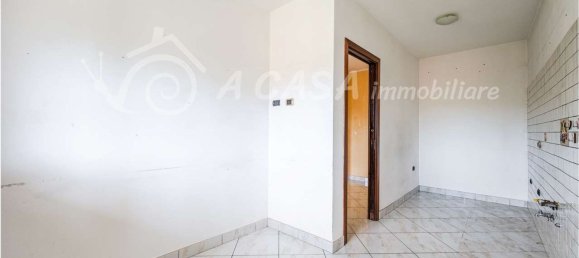 2 Schlafzimmer Wohnung in Medesano, Italy, Nr. 380195 3