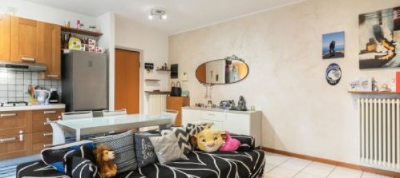 2 Schlafzimmer Wohnung in Treviolo, Italy, Nr. 318276 3