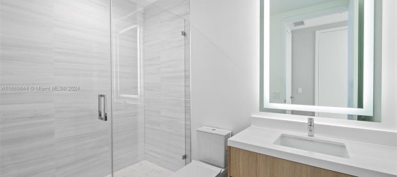 4 chambres propriété commerciale à vendre à Miami, Miami-Dade, Florida, USA № 614676 25