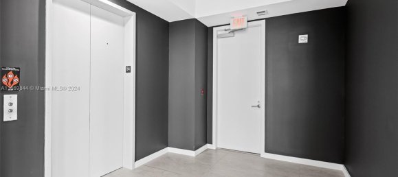 4 chambres propriété commerciale à vendre à Miami, Miami-Dade, Florida, USA № 614676 9