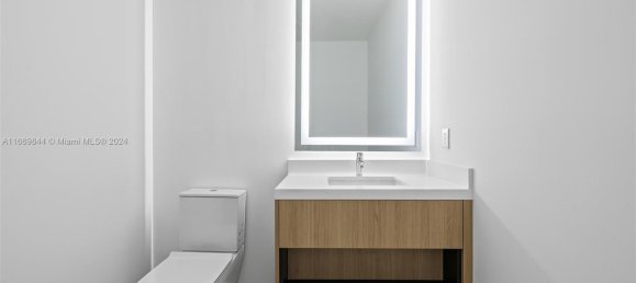 4 chambres propriété commerciale à vendre à Miami, Miami-Dade, Florida, USA № 614676 26