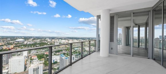 4 chambres propriété commerciale à vendre à Miami, Miami-Dade, Florida, USA № 614676 28