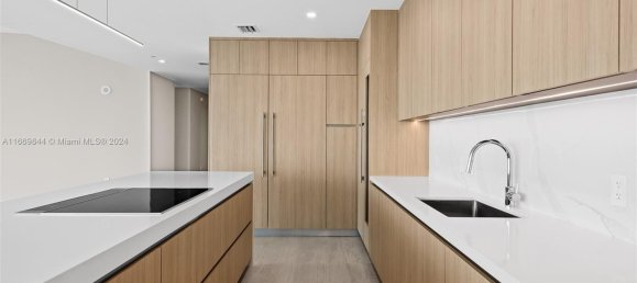 4 chambres propriété commerciale à vendre à Miami, Miami-Dade, Florida, USA № 614676 19