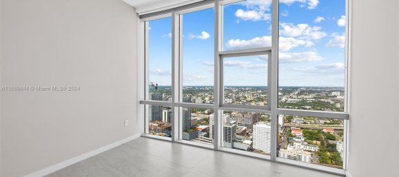 4 chambres propriété commerciale à vendre à Miami, Miami-Dade, Florida, USA № 614676 3