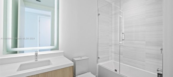 4 chambres propriété commerciale à vendre à Miami, Miami-Dade, Florida, USA № 614676 6