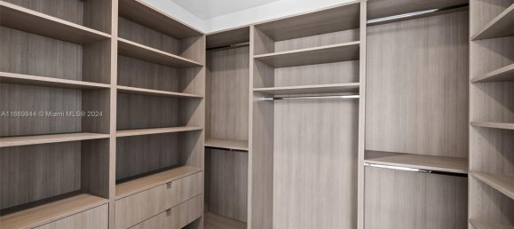4 chambres propriété commerciale à vendre à Miami, Miami-Dade, Florida, USA № 614676 14