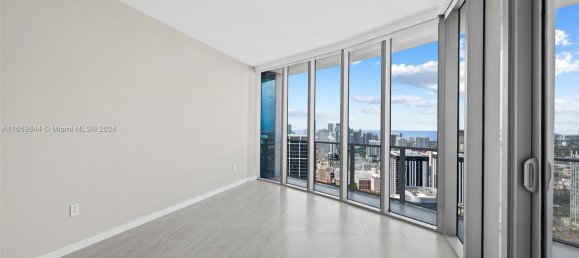 4 chambres propriété commerciale à vendre à Miami, Miami-Dade, Florida, USA № 614676 17