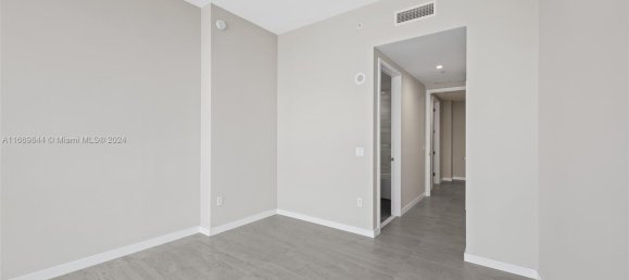 4 chambres propriété commerciale à vendre à Miami, Miami-Dade, Florida, USA № 614676 4