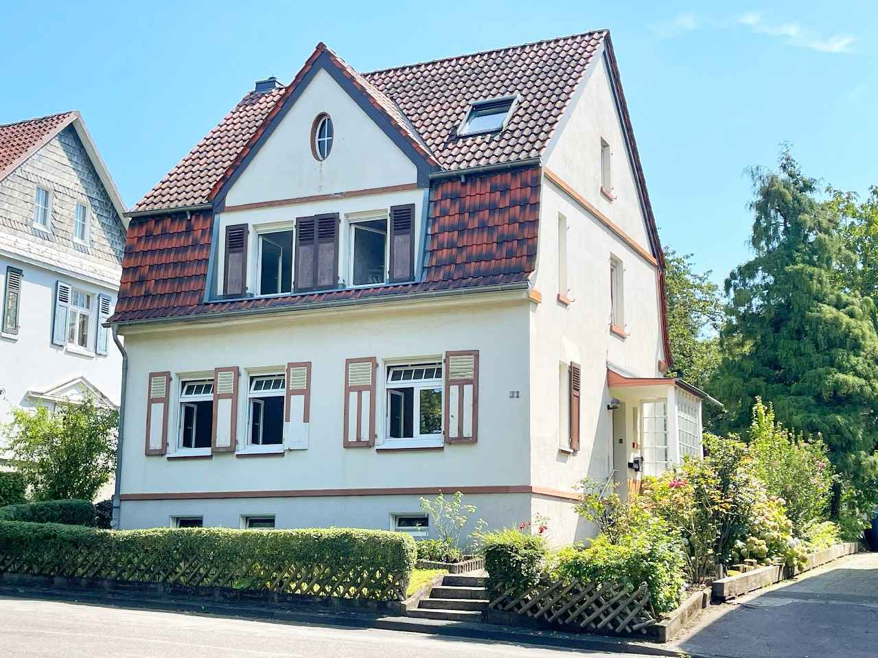 7-Zimmer Haus in Leverkusen, Germany, Nr. 274570