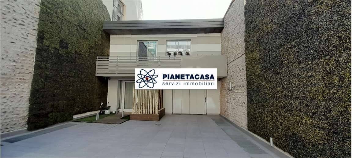 1 bedroom House in Bergamo, Italy No. 3404