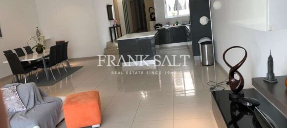 3 bedrooms Apartment in Saint Julian's, Malta No. 11580 2