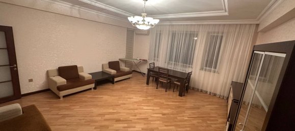 3 chambres Appartement à Khatay, Azerbaijan No. 1970 80