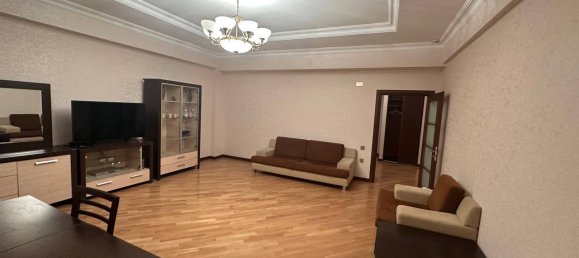 3 chambres Appartement à Khatay, Azerbaijan No. 1970 71