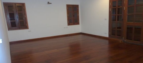 4 bedrooms Villa in Tay Ho, Vietnam No. 6318 9