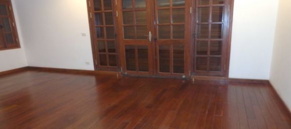 4 bedrooms Villa in Tay Ho, Vietnam No. 6318 10