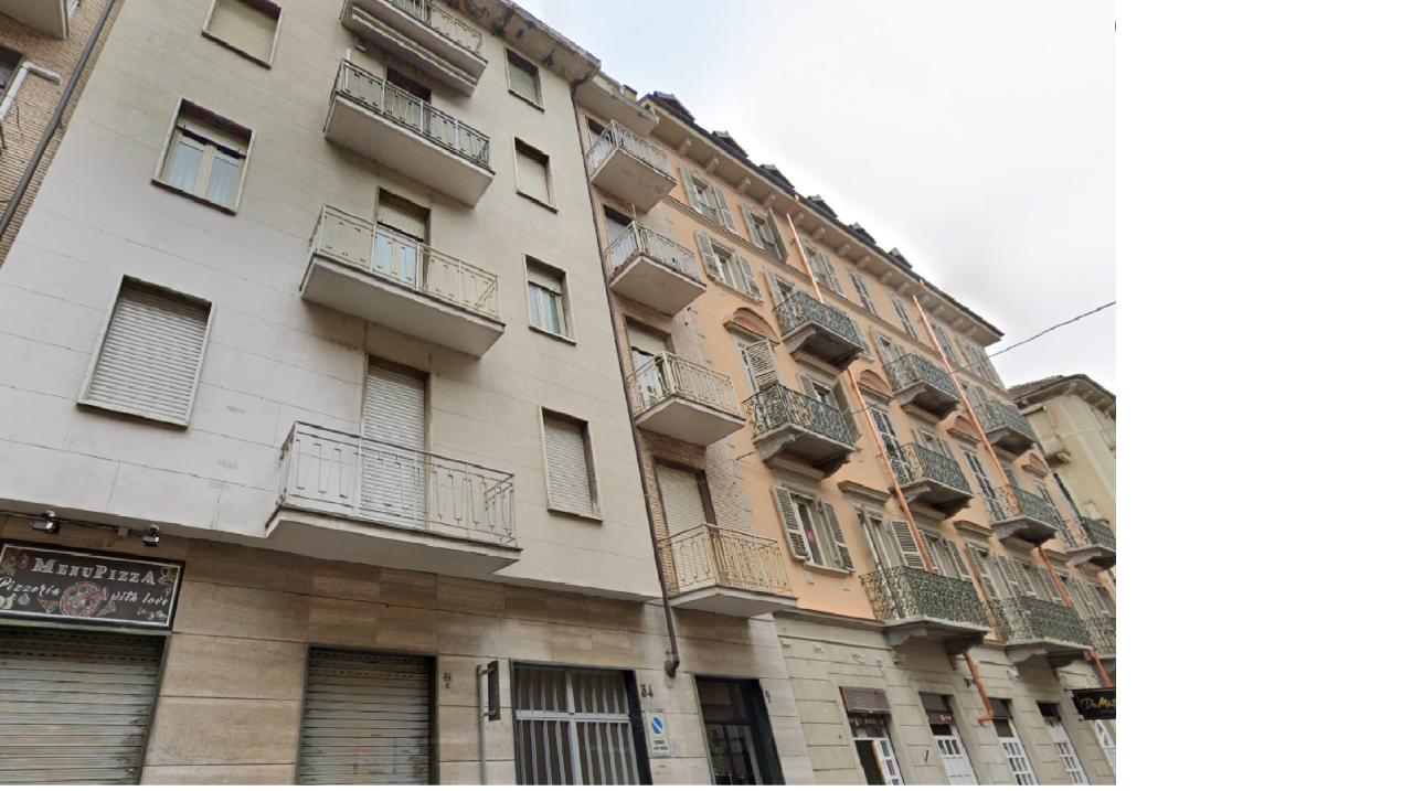 2 rooms Apartment in Turin, Italy No. 8604