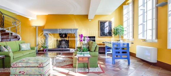 4 bedrooms Villa in Lucca, Italy No. 227901 9