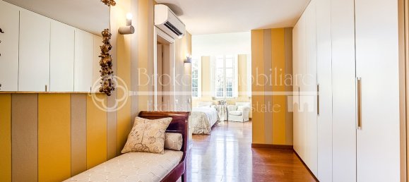 4 bedrooms Villa in Lucca, Italy No. 227901 13