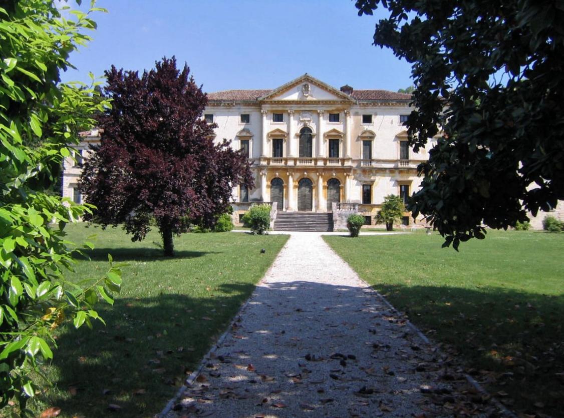 5 rooms Apartment in Longare, Italy No. 134616