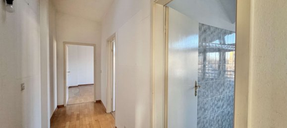 2 bedrooms Apartment in Steglitz, Germany No. 325561 3