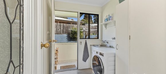 3 غرف نوم منزل في Penguin, Australia رقم 145 10