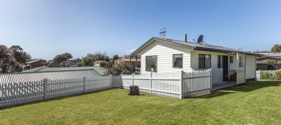 3 غرف نوم منزل في Penguin, Australia رقم 145 14