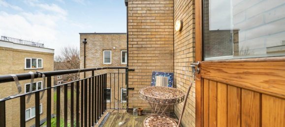 3 bedrooms Apartment in London, United Kingdom No. 4577 5