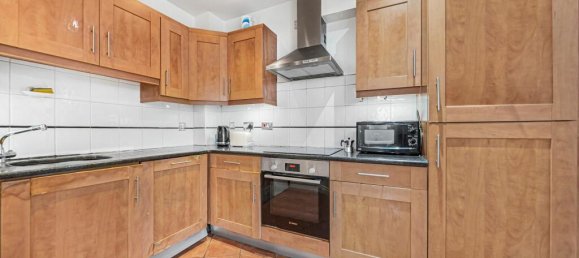 3 bedrooms Apartment in London, United Kingdom No. 4577 8