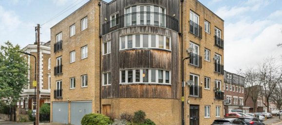 3 bedrooms Apartment in London, United Kingdom No. 4577 16