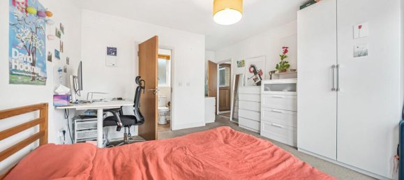 3 bedrooms Apartment in London, United Kingdom No. 4577 9