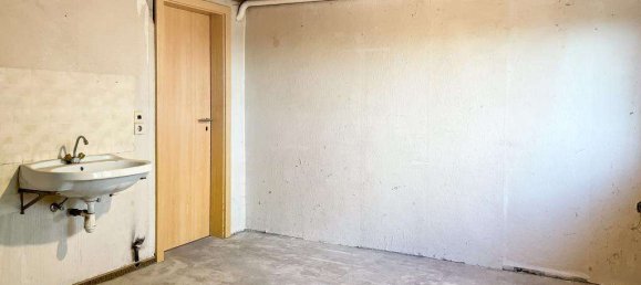 Дом с 5 комнатами в Зале-Орла, Германия № 202793 13