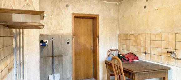 Дом с 5 комнатами в Зале-Орла, Германия № 202793 6