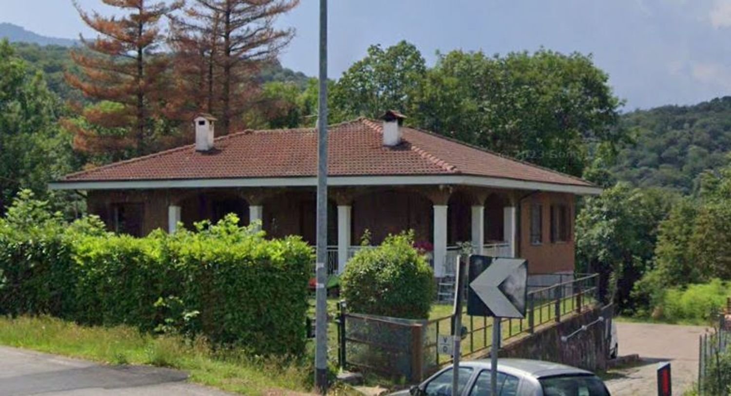 4-salle Maison à Brinzio, Italy No. 8438