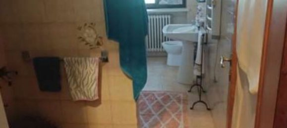 4-salle Maison à Brinzio, Italy No. 8438 10