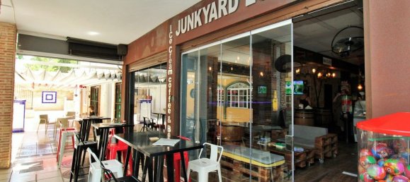 Imóvel comercial em Alicante, Spain 130 m² N.º 184620 23